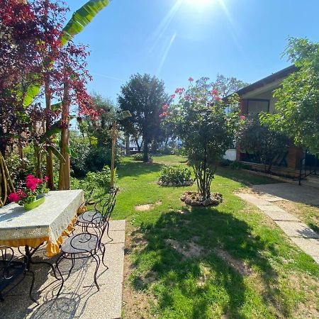 Casa Vacanze Gabbianella Villa Con Giardino Lungolago Maderno Toscolano Maderno Luaran gambar