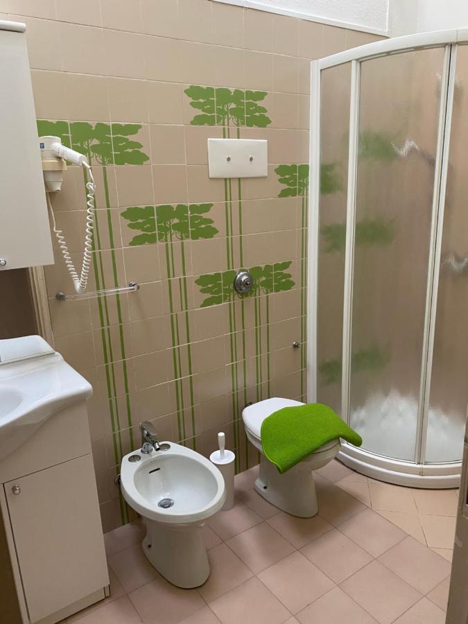 Casa Vacanze Gabbianella Villa Con Giardino Lungolago Maderno Toscolano Maderno Luaran gambar