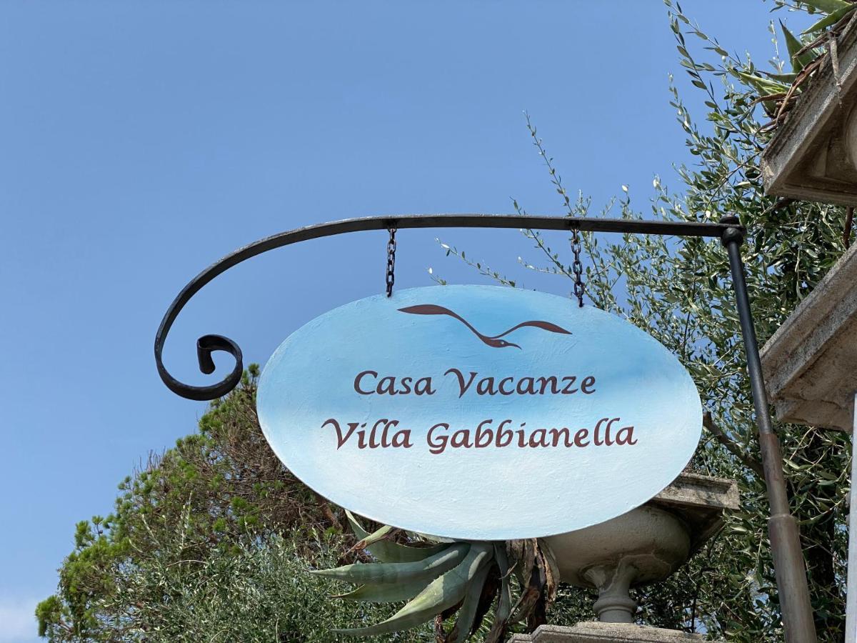 Casa Vacanze Gabbianella Villa Con Giardino Lungolago Maderno Toscolano Maderno Luaran gambar