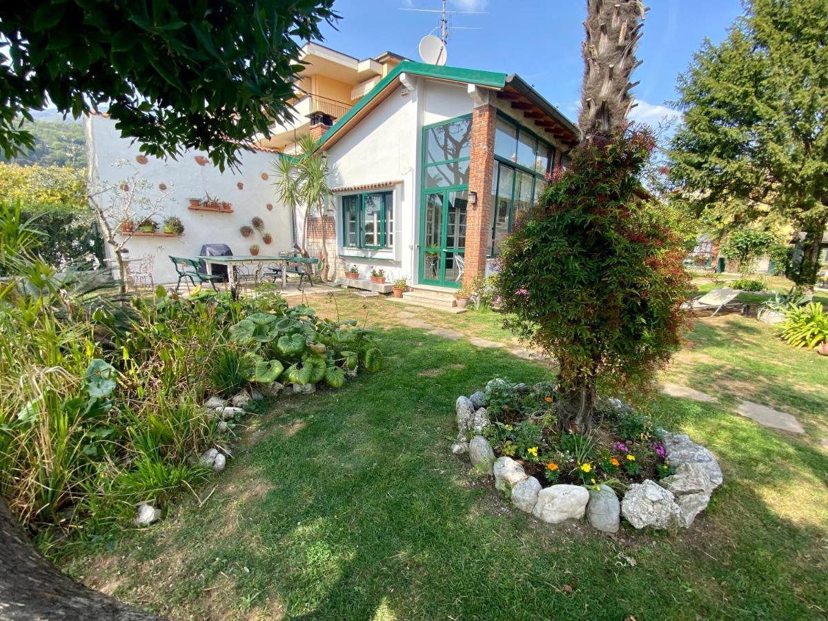 Casa Vacanze Gabbianella Villa Con Giardino Lungolago Maderno Toscolano Maderno Luaran gambar