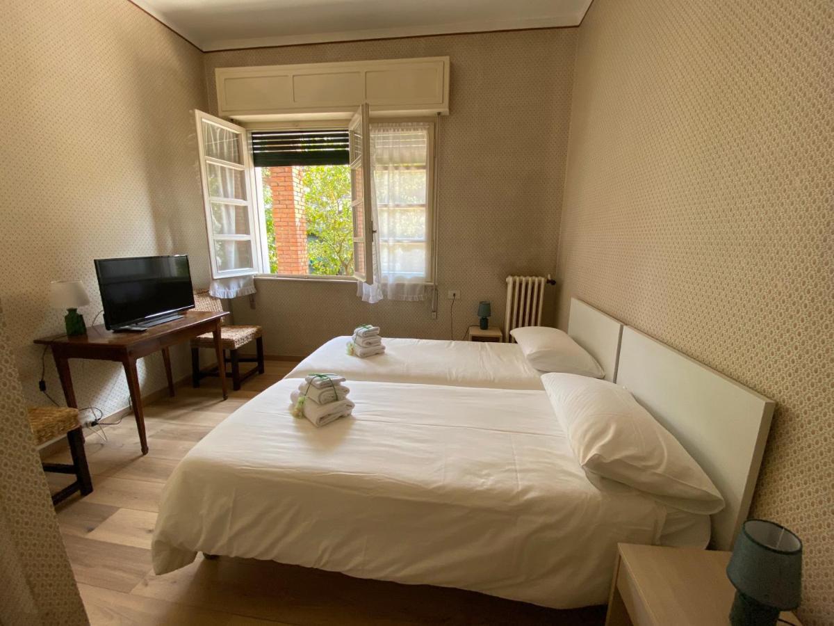 Casa Vacanze Gabbianella Villa Con Giardino Lungolago Maderno Toscolano Maderno Luaran gambar
